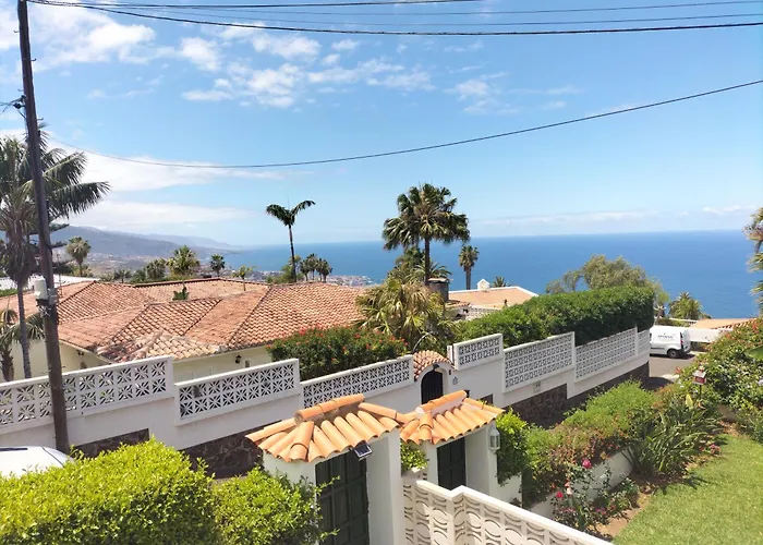 Ma Petite Illusion,sunset,ocean View アパート